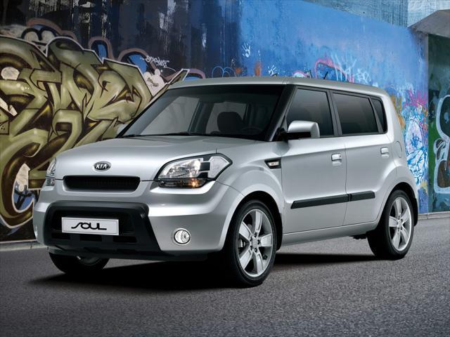 2010 kia soul !