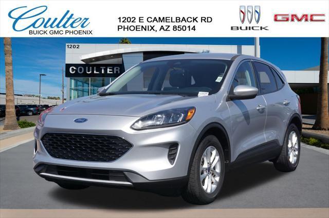 2020 ford escape se