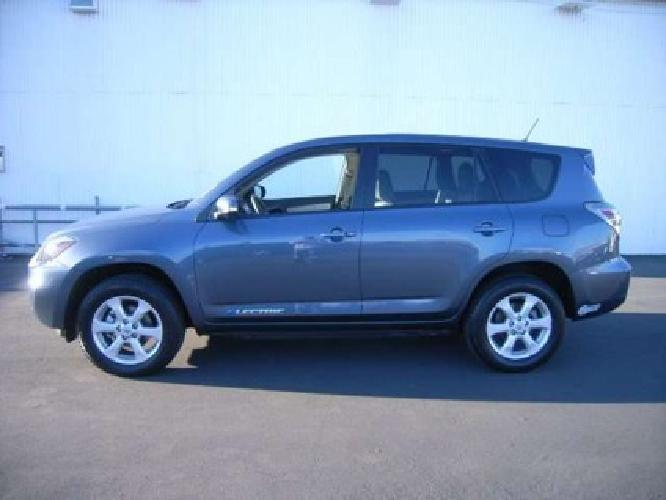 2012 toyota rav4 ev w/ navigation...one owner local marin car!! in san rafael, ca