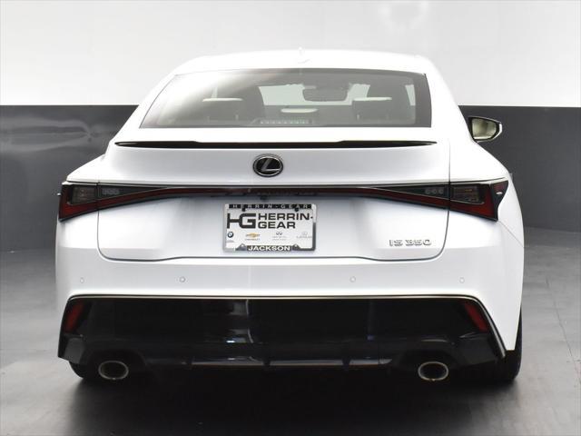 2022 lexus is 350 base