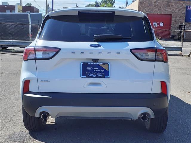 2022 ford escape sel
