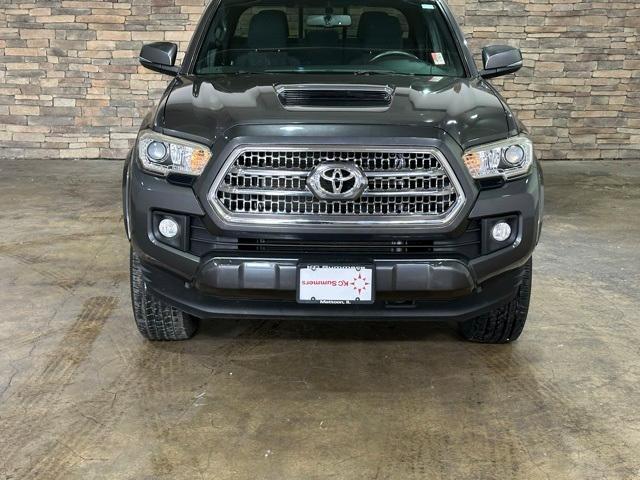 2016 toyota tacoma trd sport