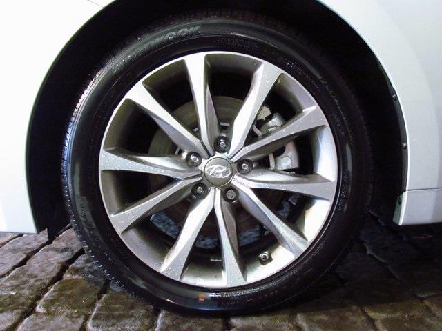 2016 hyundai azera base 4dr sedan for sale in barre, vermont