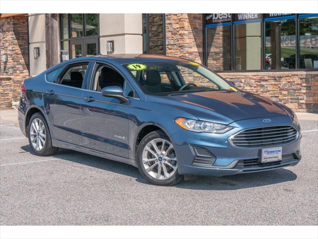 2019 ford fusion hybrid se