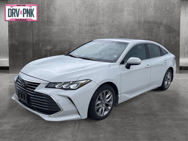 2022 toyota avalon xle