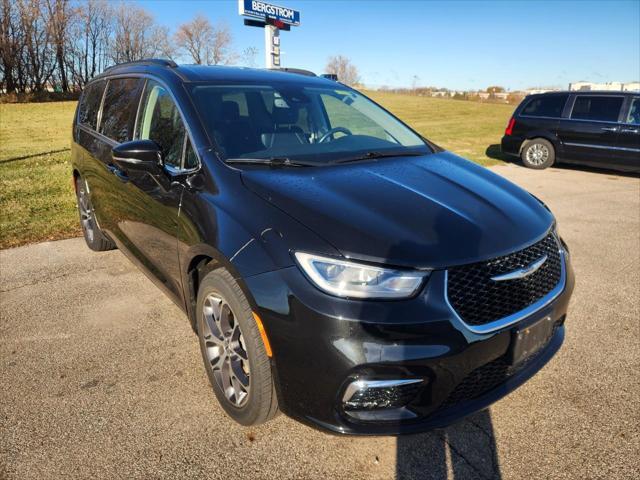 2022 chrysler pacifica touring l
