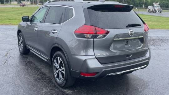 2017 nissan rogue sl