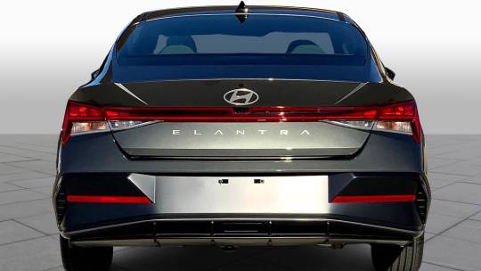 2024 Hyundai Elantra