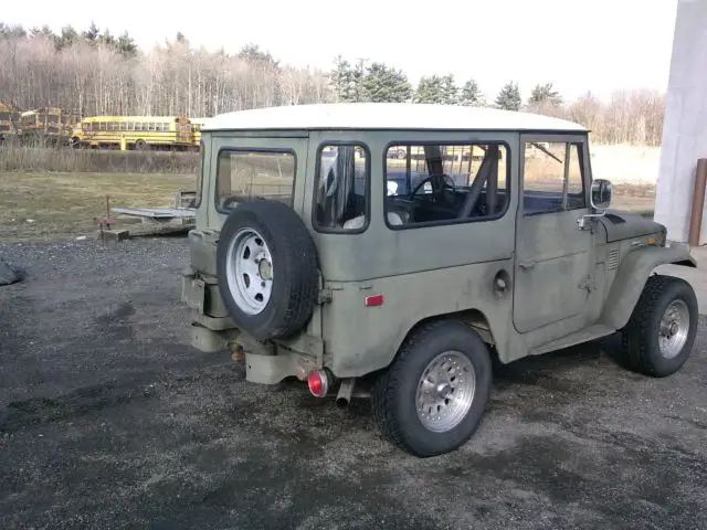 1972 toyota fj 40 land cruiser
