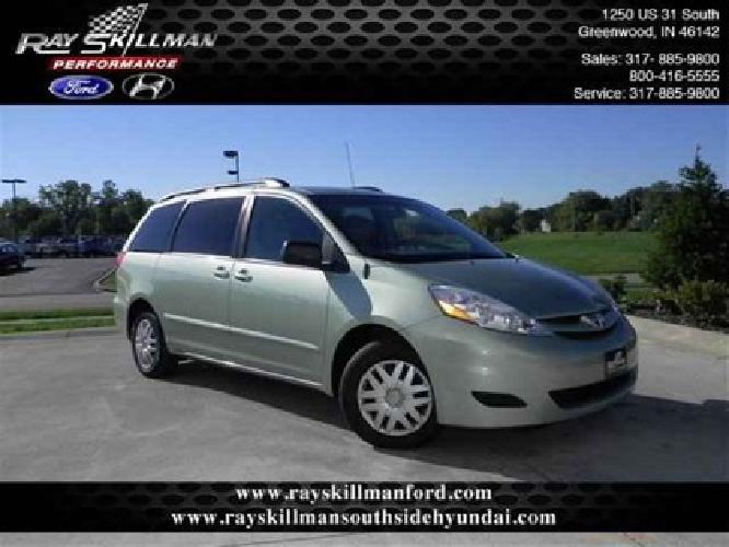 2010 toyota sienna in greenwood, in