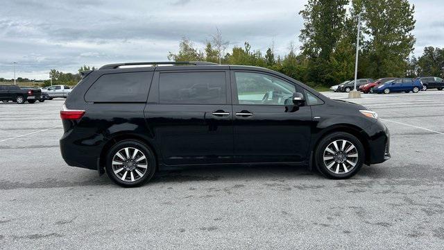 2020 toyota sienna limited premium
