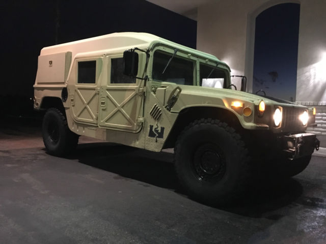m1038 hmmwv 6.5 l humvee hummer m998 4 man x doors winch helmet top 5,900 miles
