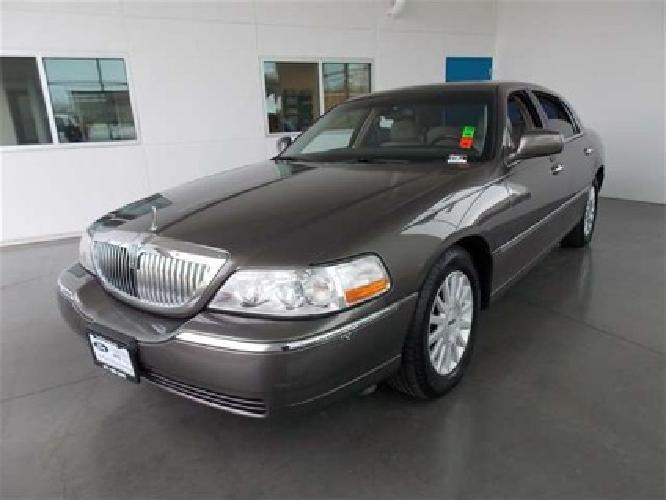 2003 lincoln town car signature in fairfield, ca
