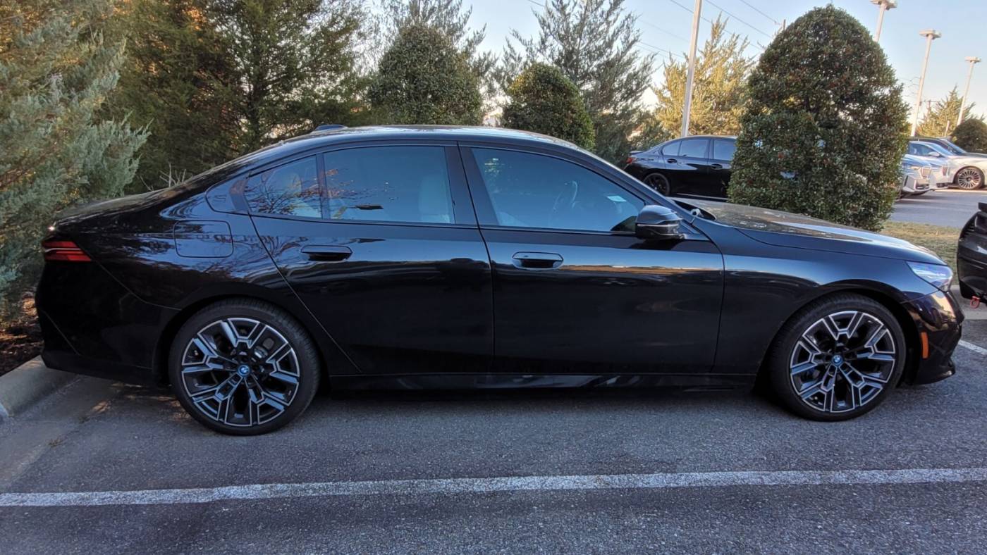 2024 bmw i5 m60