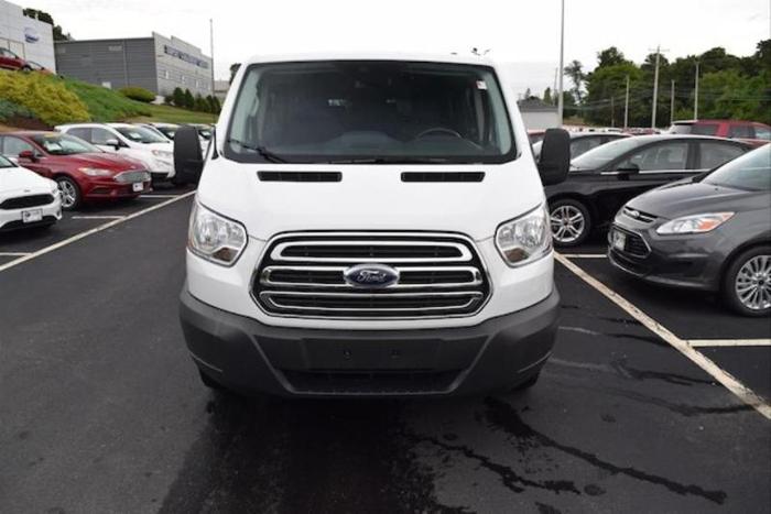 2017 ford transit passenger 350 xl 350 xl 3dr lwb low roof passenger van w/sliding passenger side door for sale in narragansett, rhode island
