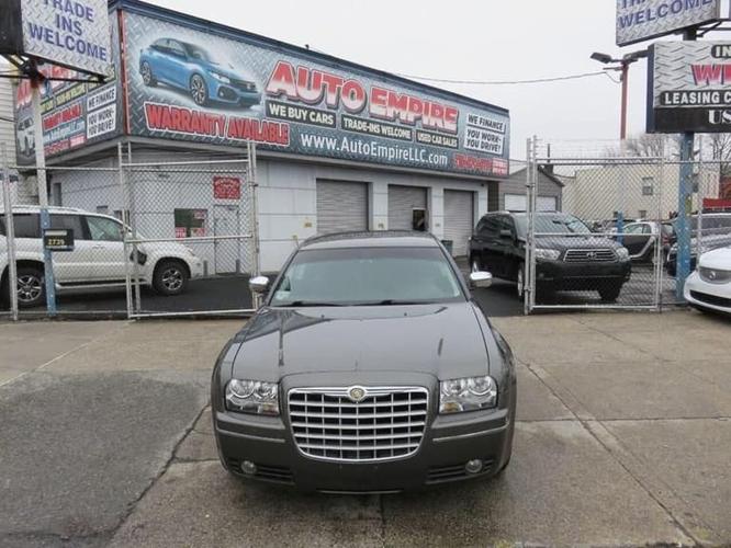 2010 chrysler 300 touring signature sedan 4d in brooklyn, new york