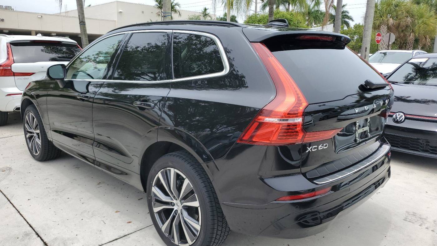 2022 volvo xc60 b5 momentum