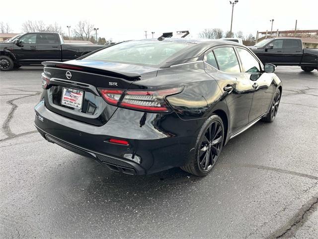 2023 nissan maxima sr