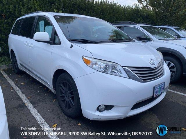 2013 toyota sienna xle