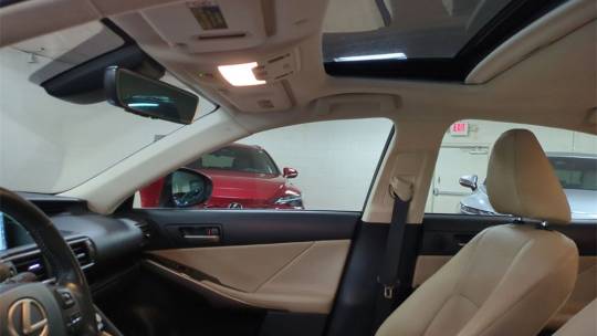 2018 Lexus IS