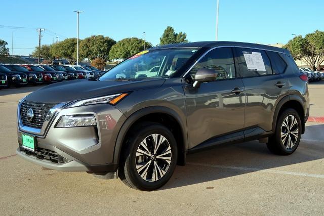 2021 nissan rogue sv