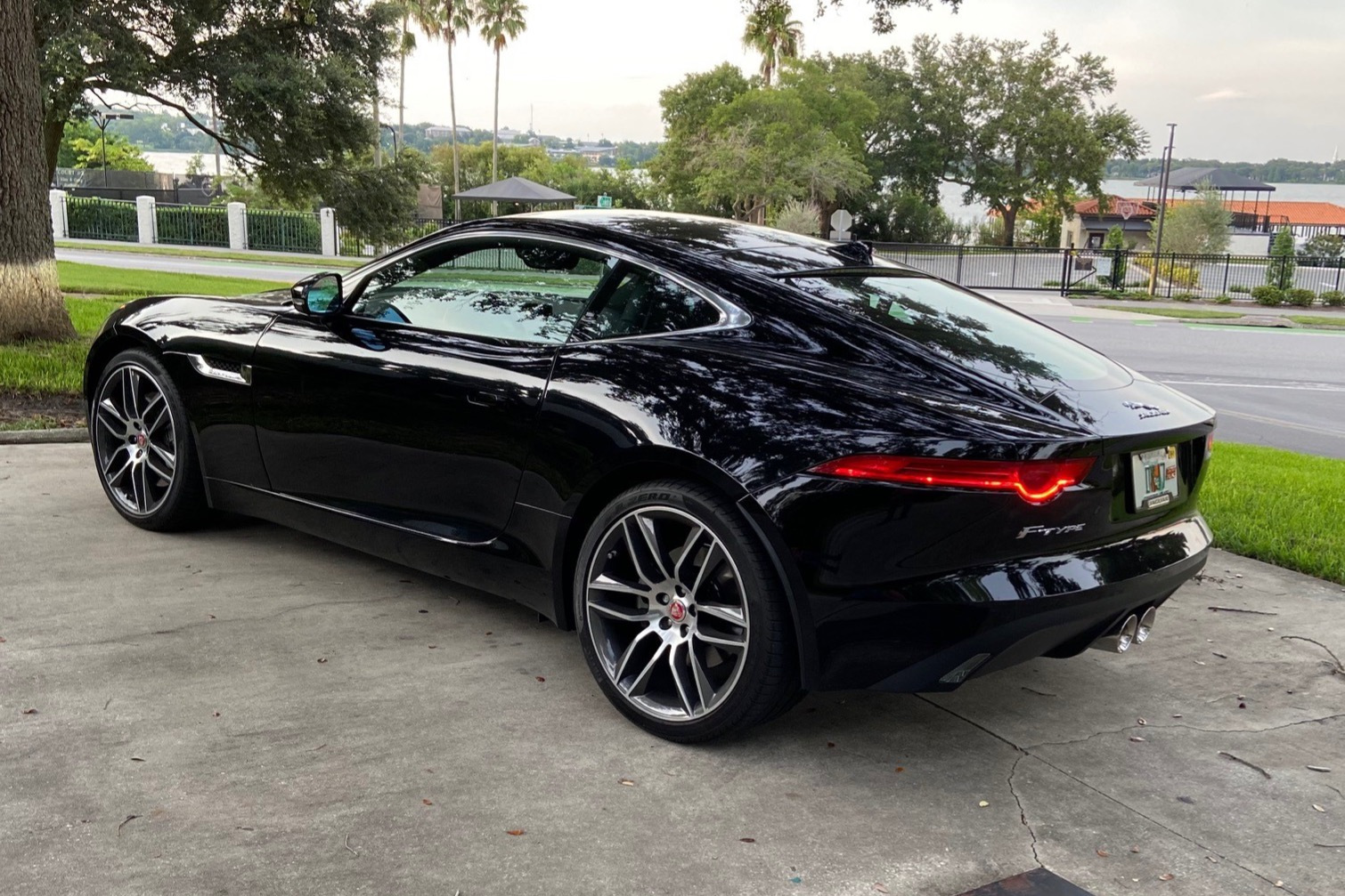 2017 jaguar f-type coupe 6-speed