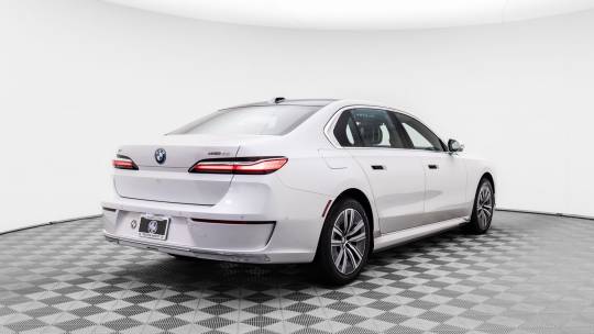 2024 BMW i7