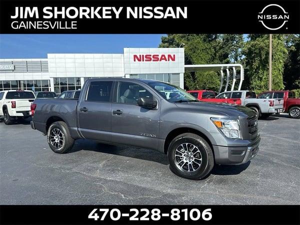 2022 nissan titan in secaucus, new jersey