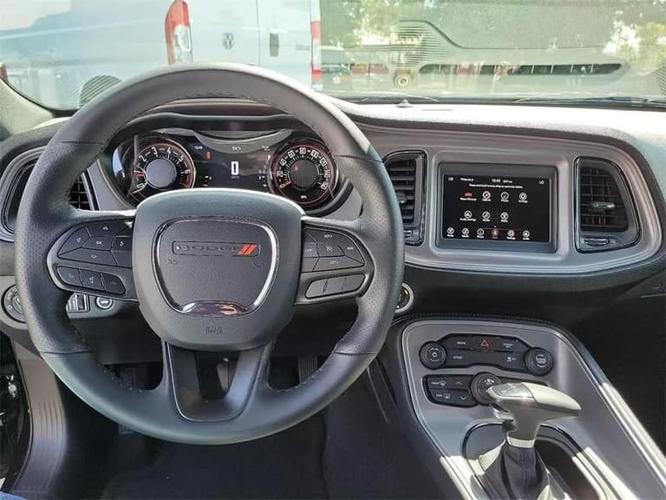 2023 dodge challenger sxt coupe 2d in van nuys, california