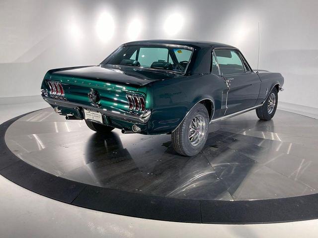 1967 ford mustang