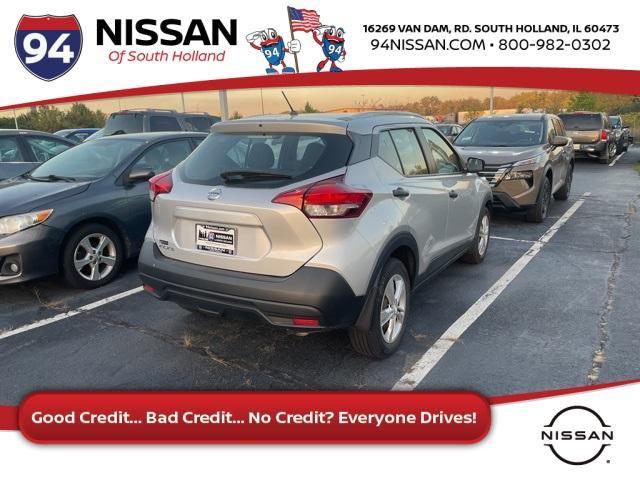 2019 nissan kicks s