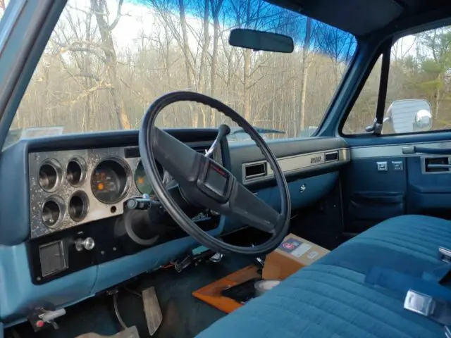 1984 gmc sierra k2500 4wd, 6.2 diesel