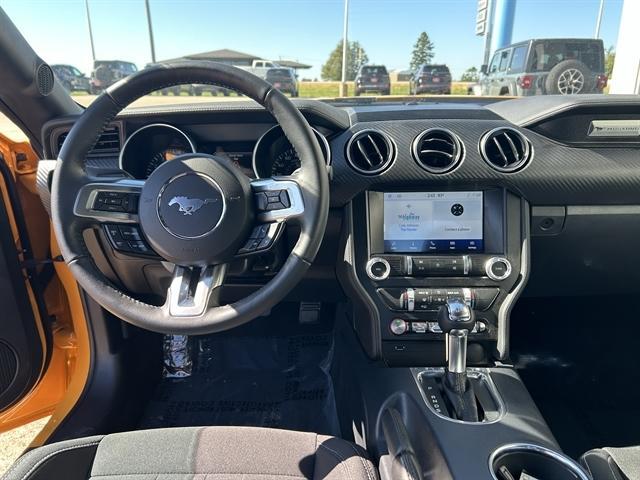 2022 ford mustang ecoboost