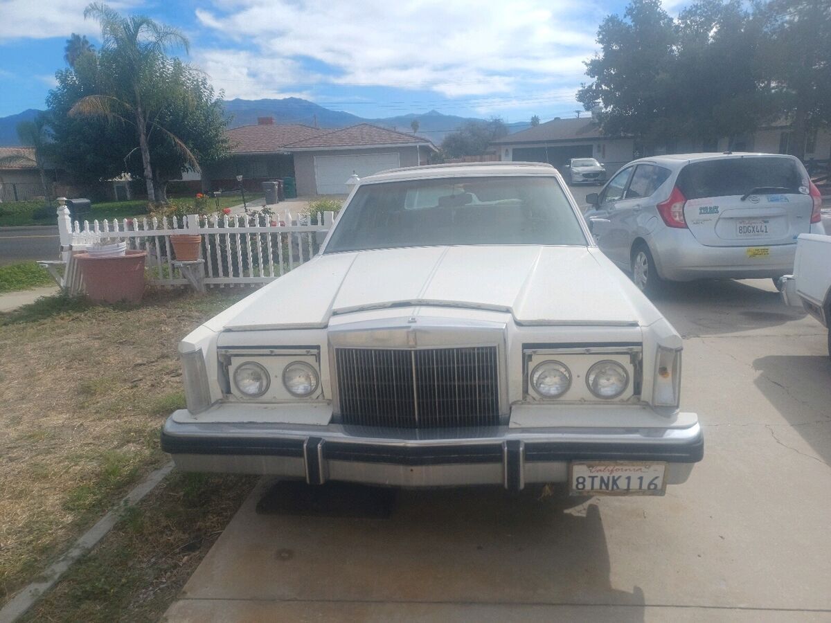 1982 lincoln mark vi sedan white rwd automatic