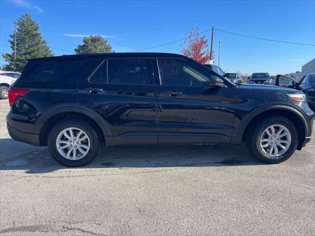 2021 ford explorer base