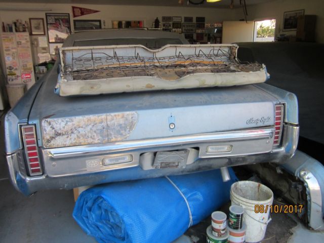 1970 oldsmobile 98 two door coupe project car, tons of extra's,clean body, look!