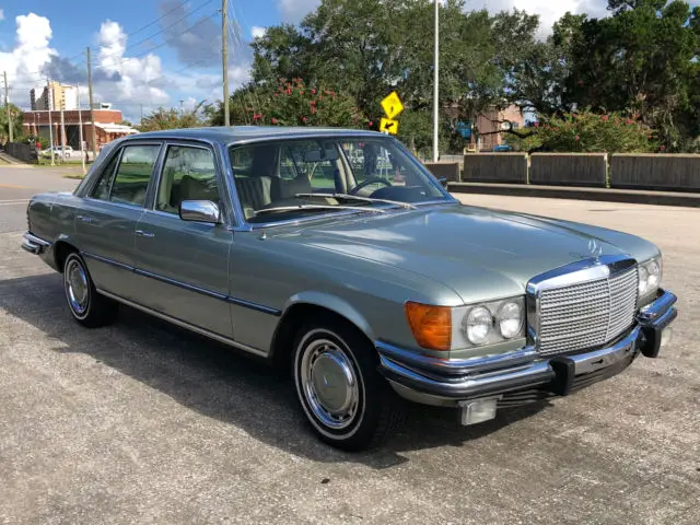 1973 mercedes benz 450se in 861 silver-green metallic w. parchment int., sunroof