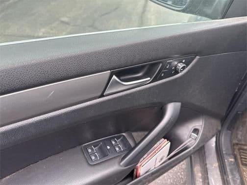 2014 volkswagen passat 2.0l tdi se in sheboygan, wisconsin