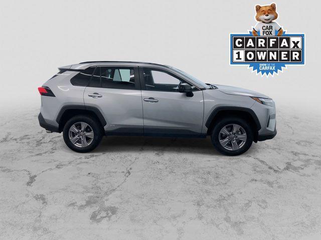 2024 toyota rav4 hybrid le