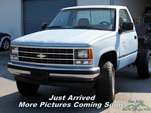 1989 chevrolet pickup truck base