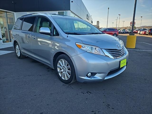 2013 toyota sienna xle