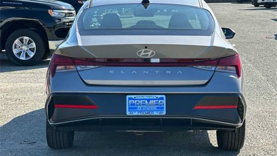2025 Hyundai Elantra
