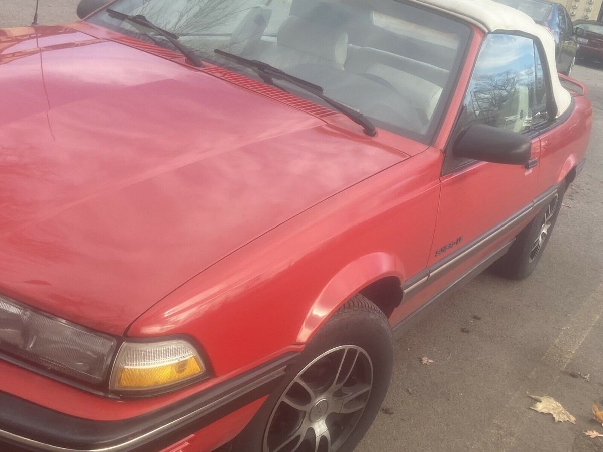 1990 pontiac sunbird convertible red fwd automatic le