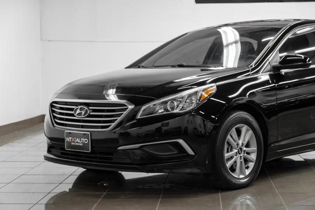 2017 hyundai sonata base