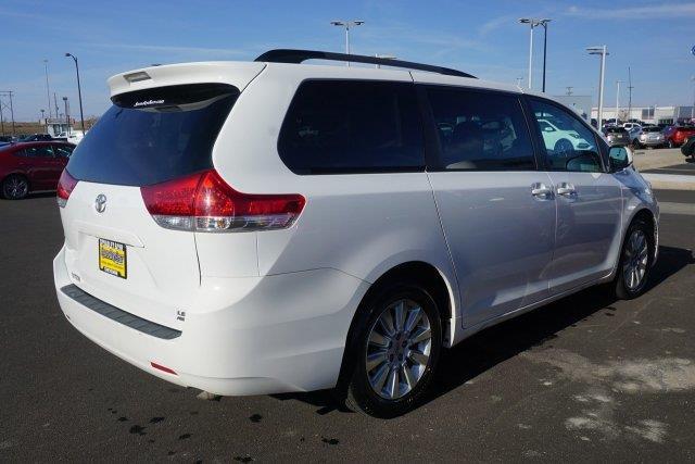 2013 toyota sienna le 7-passenger awd le 7-passenger 4dr mini-van for sale in cheyenne, wyoming