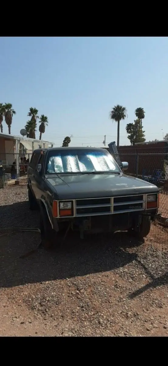 1988 dodge dakota pickup grey rwd automatic