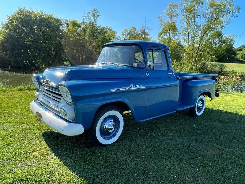 chevrolet apache 3200 stepside pickup