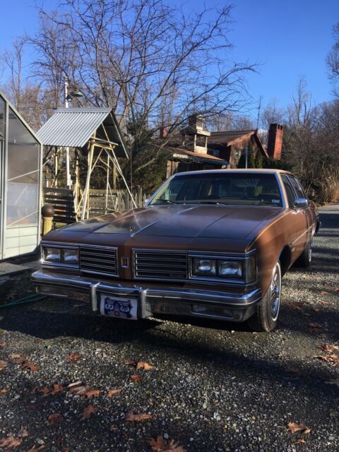 1985 oldsmobile delta 88 sedan brown rwd automatic royale