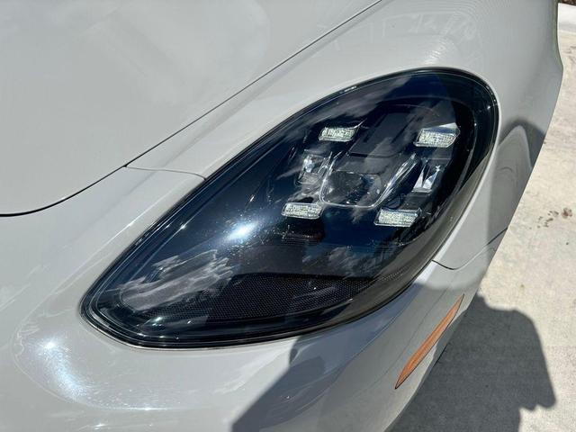2021 porsche panamera base