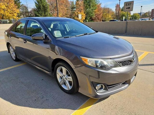 2014 toyota camry se